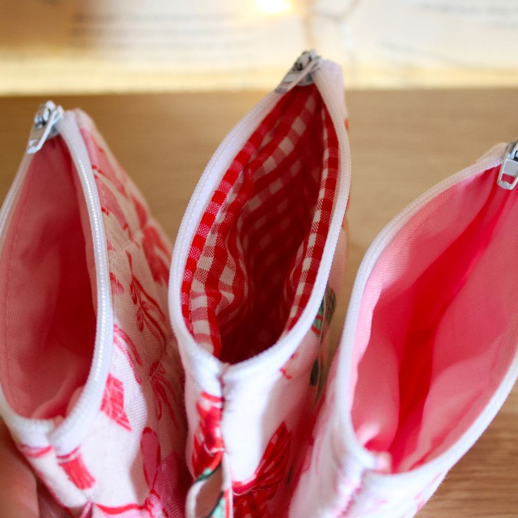 Bow Quilted Keychain Wallet Pouches