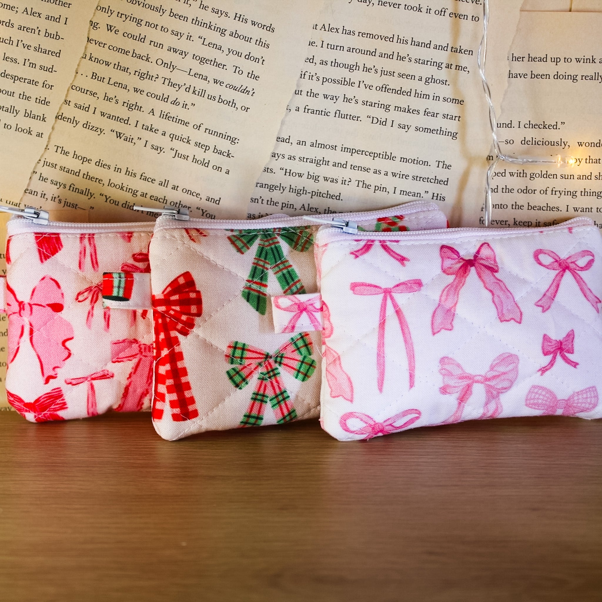 Bow Quilted Keychain Wallet Pouches